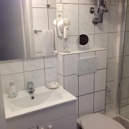 Lindner Guest house